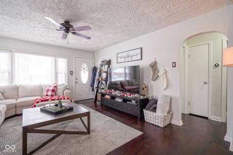 5029 Hillside Avenue Indianapolis IN 46205