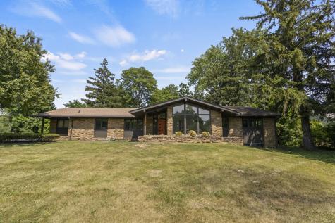 5359 Hedgerow Drive Indianapolis IN 46226