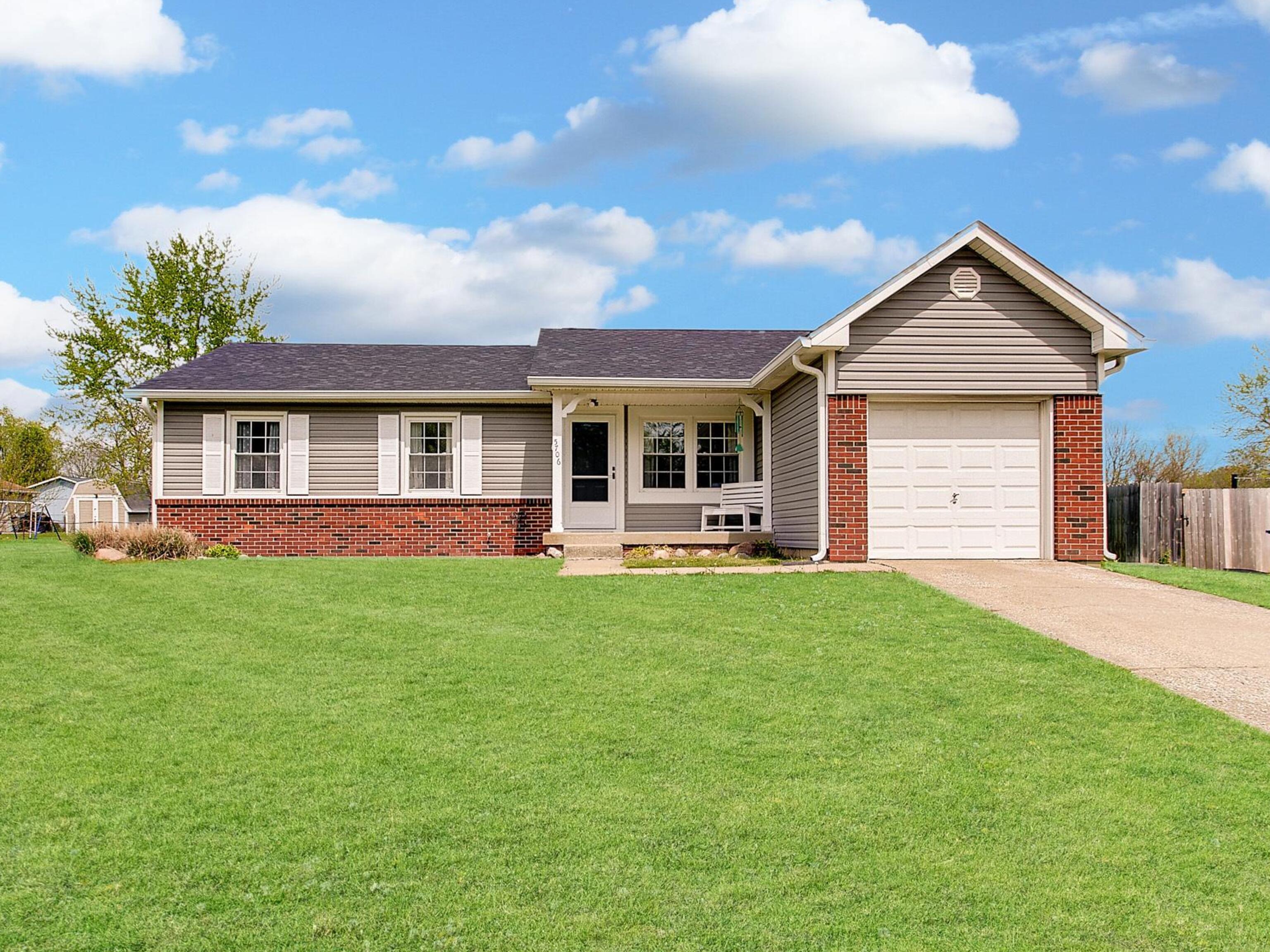 5706 Knoxville Drive Indianapolis IN 46221