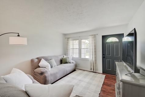 5706 Knoxville Drive Indianapolis IN 46221