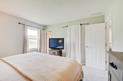 5706 Knoxville Drive Indianapolis IN 46221