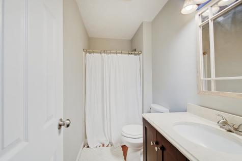 5706 Knoxville Drive Indianapolis IN 46221