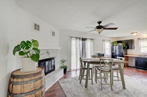 5706 Knoxville Drive Indianapolis IN 46221