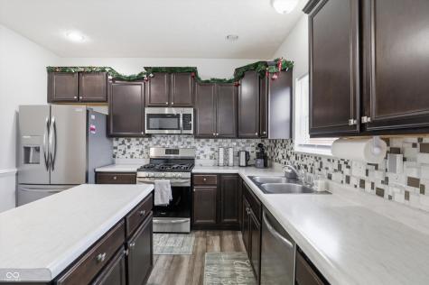 2268 Maple Stone Lane Greenwood IN 46143