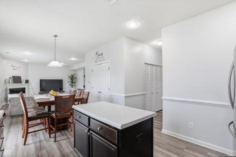 2268 Maple Stone Lane Greenwood IN 46143