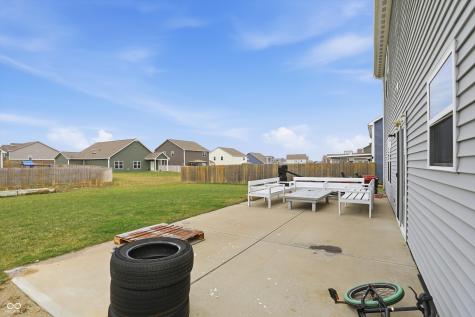 2268 Maple Stone Lane Greenwood IN 46143