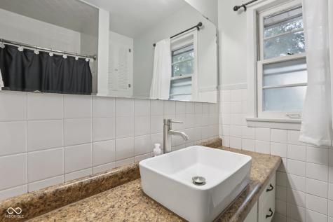 3610 Olender Drive Indianapolis IN 46221