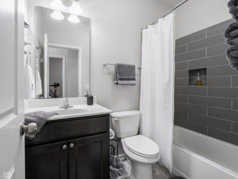 5755 Buskirk Drive Indianapolis IN 46216