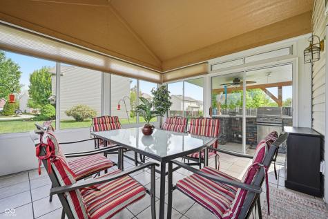 11044 Bear Hollow Drive Indianapolis IN 46229