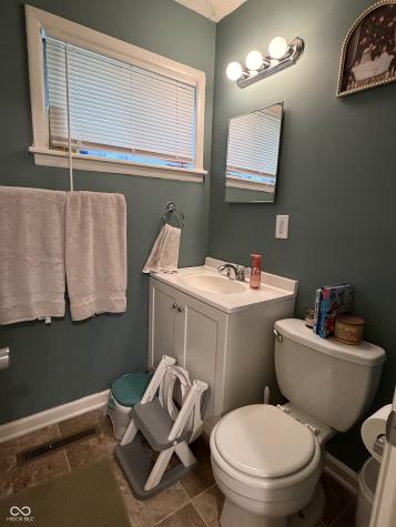 4071 Barnor Drive Indianapolis IN 46226
