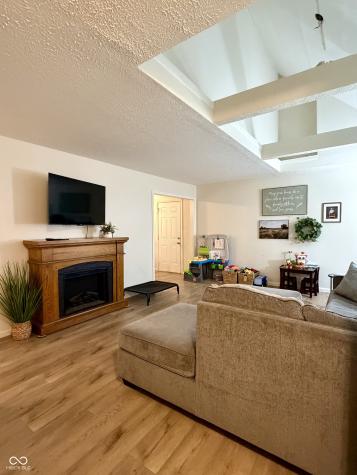 4071 Barnor Drive Indianapolis IN 46226