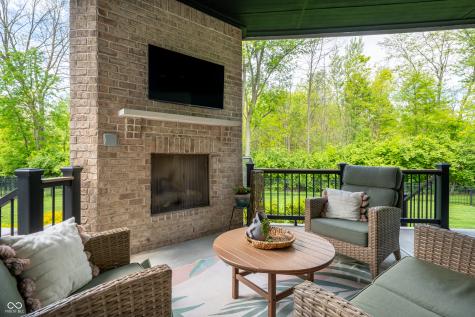 16398 Creeks Crossing Drive Westfield IN 46074