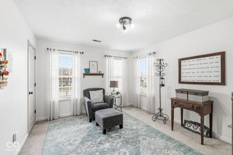 553 Crossfield Court Indianapolis IN 46239