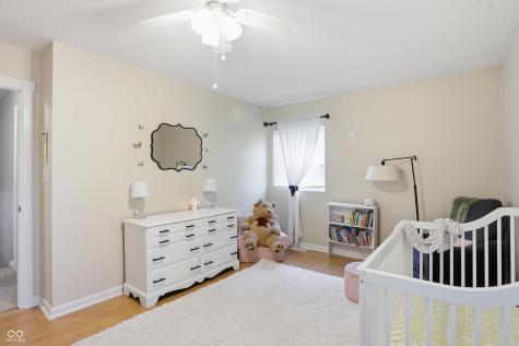 562 Holliday Lane Indianapolis IN 46260