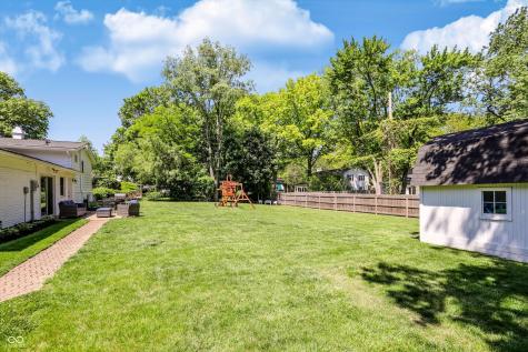 562 Holliday Lane Indianapolis IN 46260