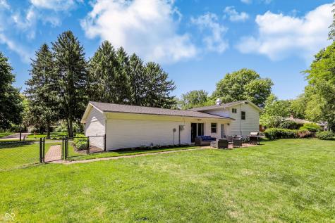 562 Holliday Lane Indianapolis IN 46260