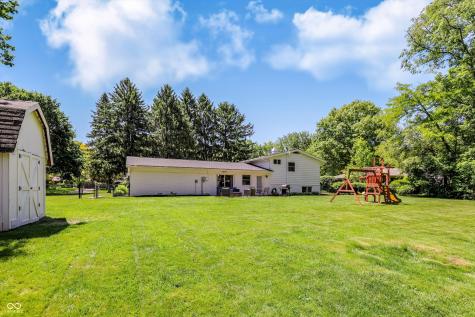 562 Holliday Lane Indianapolis IN 46260