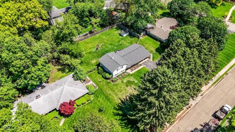 562 Holliday Lane Indianapolis IN 46260