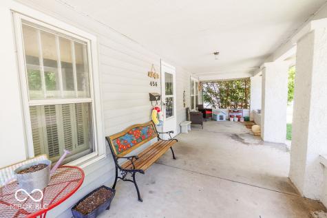 456 W Hillside Avenue Spencer IN 47460