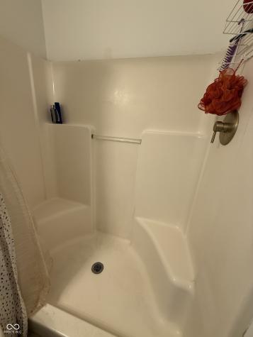 1098 Williamsburg Way Indianapolis IN 46234