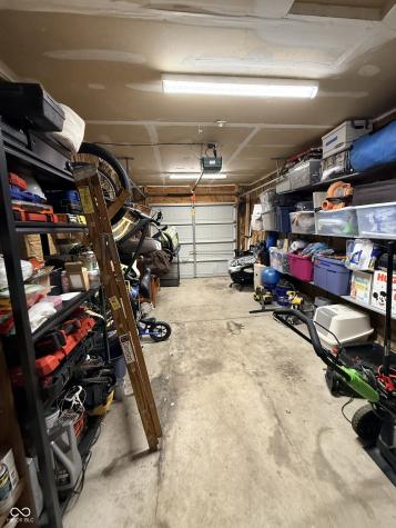 1098 Williamsburg Way Indianapolis IN 46234