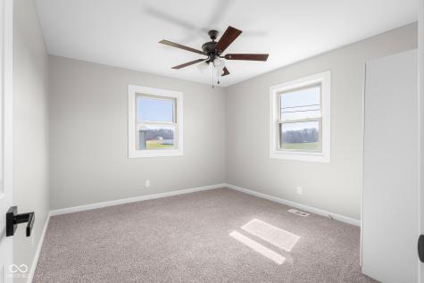 15841 E 265 N Columbus IN 47203