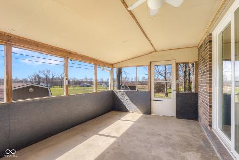 15841 E 265 N Columbus IN 47203