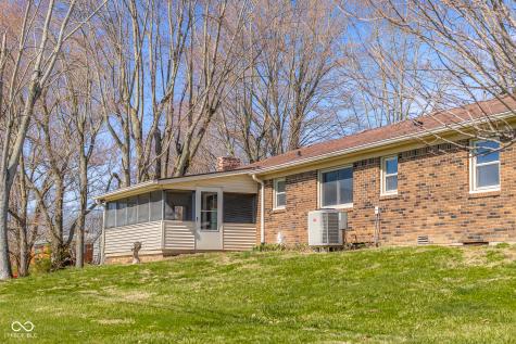 15841 E 265 N Columbus IN 47203