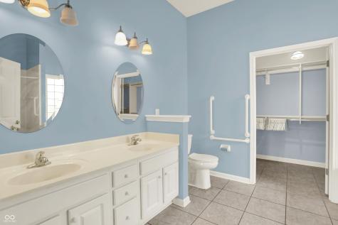 1554 Glen Manor Court Carmel IN 46032