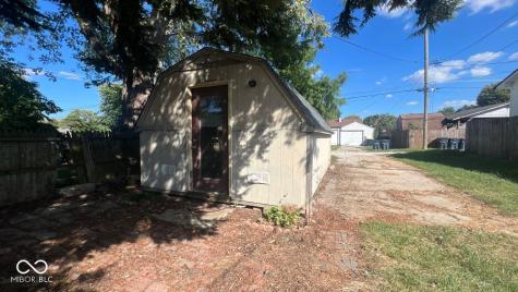 141 N 6th Avenue Beech Grove IN 46107