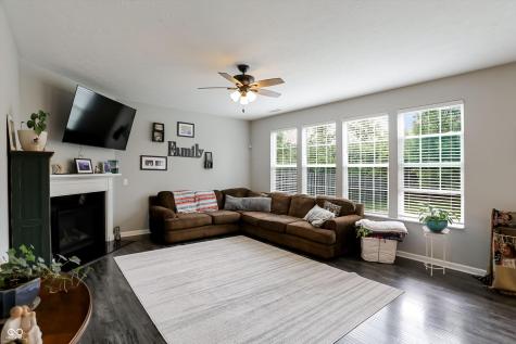 8408 Welder Place Indianapolis IN 46237