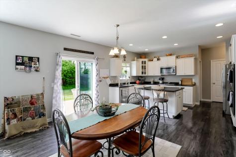 8408 Welder Place Indianapolis IN 46237