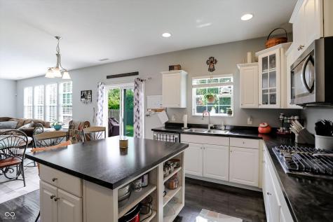 8408 Welder Place Indianapolis IN 46237