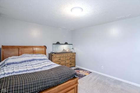 8408 Welder Place Indianapolis IN 46237