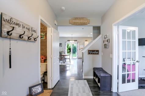 8408 Welder Place Indianapolis IN 46237