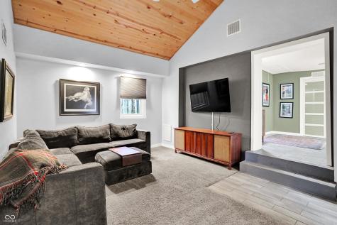 3715 Governors Road Indianapolis IN 46208