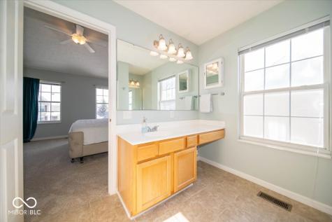17987 Kinder Oak Drive Noblesville IN 46062