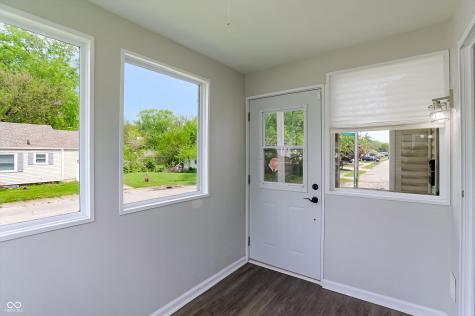 5145 E 20th Place Indianapolis IN 46218