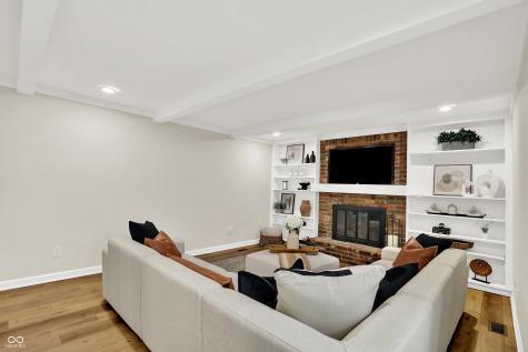502 Ironwood Drive Carmel IN 46033