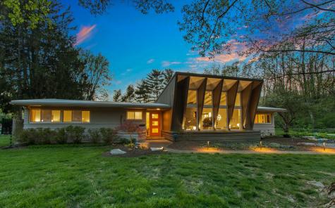 6040 Crows Nest Drive Indianapolis IN 46228
