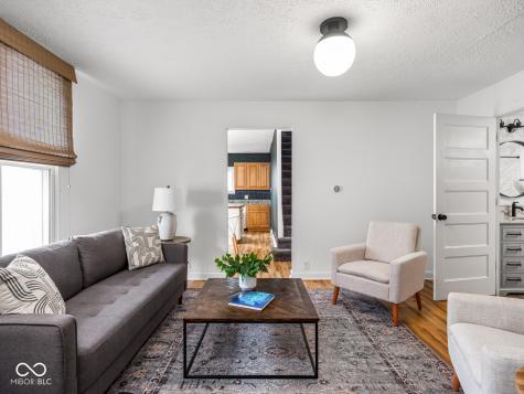 903 Dawson Street Indianapolis IN 46203