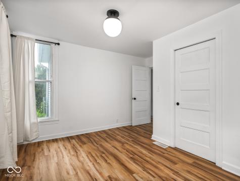903 Dawson Street Indianapolis IN 46203