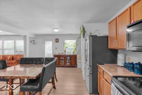 951 Curlew Lane Greenwood IN 46143