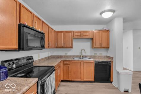 951 Curlew Lane Greenwood IN 46143