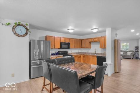 951 Curlew Lane Greenwood IN 46143