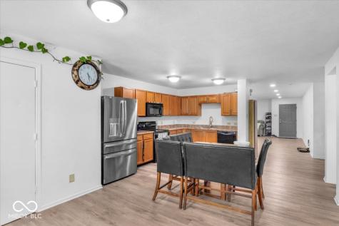 951 Curlew Lane Greenwood IN 46143
