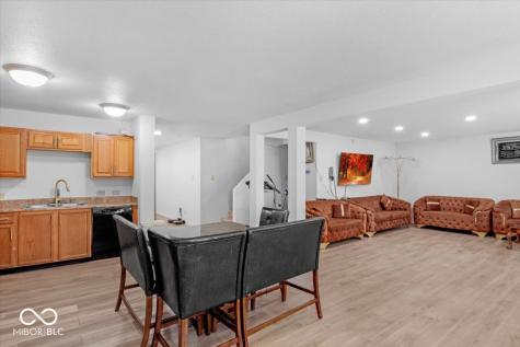 951 Curlew Lane Greenwood IN 46143