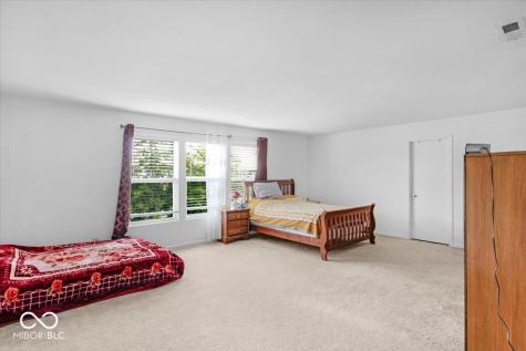 951 Curlew Lane Greenwood IN 46143