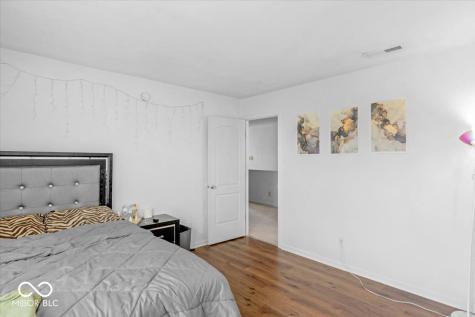 951 Curlew Lane Greenwood IN 46143