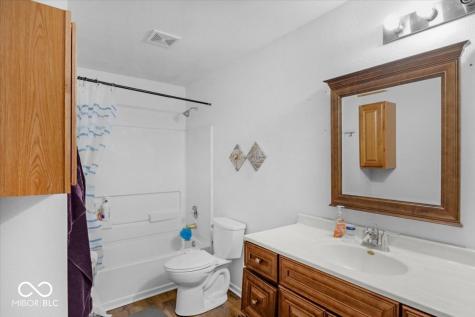 951 Curlew Lane Greenwood IN 46143